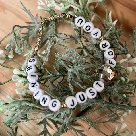 Taylor Swift Mirrorball Friendship Bracelet Mirrorball Bracelet Taylor Swift, Mirrorball Friendship Bracelet, Mirrorball Bracelet, Friendship Brackets, Harry Potter Friendship, Taylor Swift Mirrorball, Taylor Bracelet, Taylor Swift Friendship Bracelet, Eras Bracelets