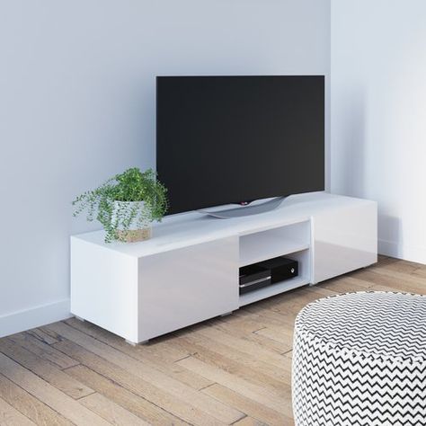 Simple Tv Stand, Home Tv Stand, Meja Tv, Tv Unit Decor, Tv In Bathroom, Simple Living Room Decor, Tv Stand Designs, Tv Stand Furniture, Entertainment Units