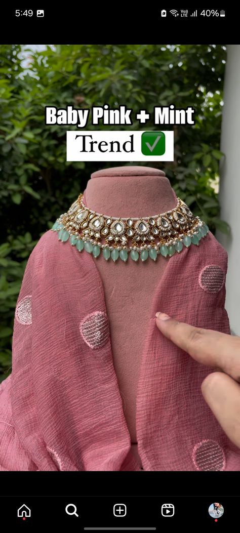 Diy Kundan Jewellery, Combination Dresses, Colour Combinations Fashion, String Crafts, Draping Fashion, Color Combinations For Clothes, Fashion Vocabulary, Fancy Jewellery, Kundan Jewellery