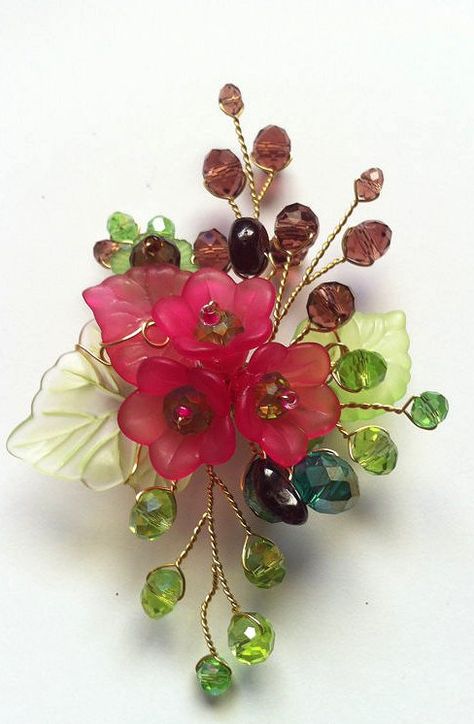 Lucite Flower Earrings, Bead Hair Accessories, Lucite Jewelry, Brooch Diy, Artistic Wire, Bead Embroidery Jewelry, Beaded Crafts, Wire Work Jewelry, Shrink Plastic