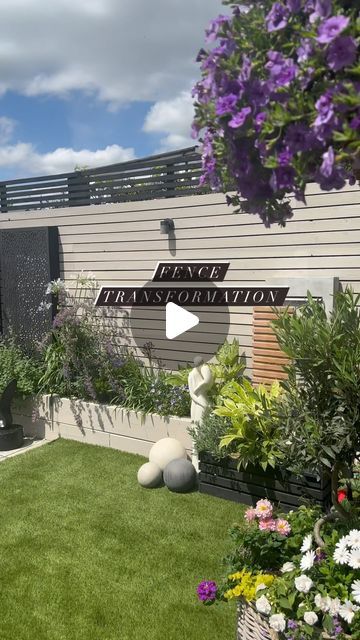 𝑱𝒂𝒏𝒊𝒄𝒆 Bristow on Instagram: "We transformed our fence with a lick of paint. We took so long deciding whether to paint our fence or not and now I can't believe we left it that silver grey weathered look for so long 🙈. Love this paint colour. It's @ronseal.uk Warm stone garden paint. 😀 Link on my stories and in my Amazon store. We already had the black paint for the slats. I think we may paint the Pergola the same colour this year. Happy Friday Insta friends. Janice 💙. Previously gifted: Living wall planter @wonderwalldirect Ball of fire @landmann.uk Waterfeature @in_from_the_garden #garden #gardentransformation #gardeninspiration #gardenideas #fence #fencedesign #backyard #backyardinspo" Ronseal Fence Paint, Grey Fence Paint, Green Wall Interior Design, Green Wall Interior, Interior Green Wall, Outdoor Wall Paint, Garden Fence Paint, Fence Paint Colours, Green Wall Garden