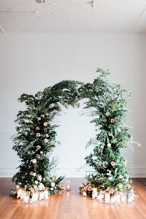 lush greenery winter wedding arch ideas Winter Floral Backdrop, Winter Backdrop Wedding, Winter Wonderland Bridal Shower Decor, Winter Backdrop Photography, Winter Floral Arch, Winter Wedding Arch Flowers, Winter Wonderland Wedding Backdrop, Winter Wonderland Flowers, Winter Wedding Backdrop Ideas