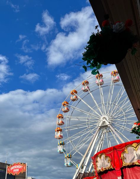 #cadonas #aberdeen #aesthetic #amusementpark #tiktok #scotland Aberdeen Aesthetic, Aberdeen Scotland, Early 20s, Travel Scotland, Uni Life, Insta Ideas, Aberdeen, Amusement Park, Instagram Pictures