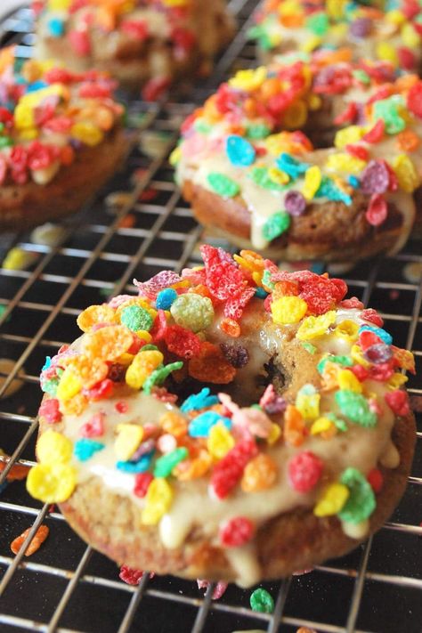 Eggs Cottage Cheese, Protein Eggs, Protein Donuts Recipe, Donut Calories, Mini Donuts Maker, Fruity Pebble, Fruity Pebbles Cereal, Milkshake Flavours, Healthy Protein Bars