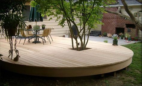 Patio House Ideas, Decking Ideas, Diy Backyard Patio, Wooden Deck, Sloped Garden, Backyard Diy, Backyard Pool Designs, Outdoor Gardens Design, Backyard Garden Design