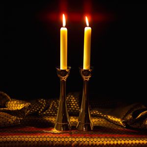 http://www.judaica-guide.com/sitting_shivah/ Shalom Shabbat, Jewish Shabbat, Jewish Candle, Jewish Sabbath, Prayer For Rain, Sabbath Candles, Candle Lighting Ceremony, Sabbath Rest, Messianic Jewish