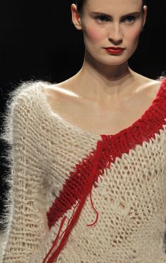 Haute Couture Knitwear, Knit Fashion Knitwear Inspiration, Josephus Thimister, Couture Knitwear, After Earth, Knitting Scarves, Knitting Gifts, Knitwear Inspiration, French Knitting