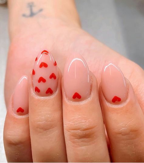 15 Lovely Red Valentine Nail Design Ideas - The GlossychicFacebookTwitterEmailPinterestMIXWhatsAppLinkedInFlipboard Fluffy Nails, Vday Nails, Heart Nail Designs, Red Valentine, February Nails, Nail Designs Valentines, Valentines Makeup, Her Nails, Minimalist Nails