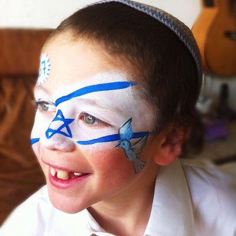 Yom Haatzmaut. Independence Day Art, Face Paint Designs, Yom Haatzmaut, Hebrew Months, Christmas Face Painting, Jewish Calendar, Hebrew School, Independance Day, Bible Study For Kids