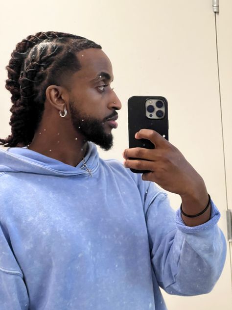 Loc Barrel Style, Barrell Twist On Short Locs Men, Mens Barrel Twist Locs, Barrel Twist Locs, Barrel Rolls On Locs Men, Loc Barrel Style For Men, Barrel Roll Locs Men, Barrell Twist Loc Styles, Barrel Twist Locs Men