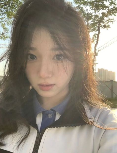 Ulzzang Girl School, Yn School, Chinese School Uniform, Ulzzang School, Chinese School, Insta Layout, Ulzzang Korea, School Friends, School Vibes