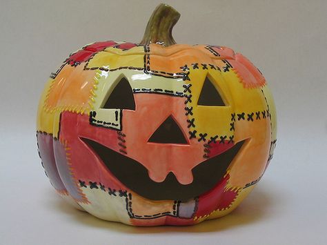 Patchwork Pumpkin Pottery Painting Ideas Easy, Patchwork Pumpkin, Pumpkin Pottery, Pumpkin Painting Party, Pumpkin Decorating Diy, Creative Pumpkin Painting, Halloween Gourds, Painted Teapot, Color Me Mine