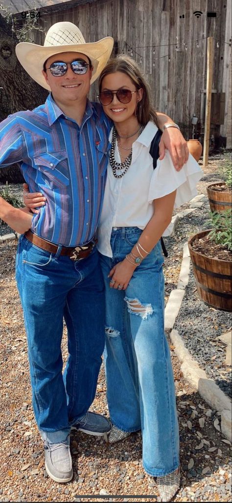 Ranch Wife Outfits, Stockshow Outfits, Stampede Outfit, Western Boho Fashion, Western Summer Outfits, Casual Cowgirl, Cute Western Outfits, Country Fits, Western Fits