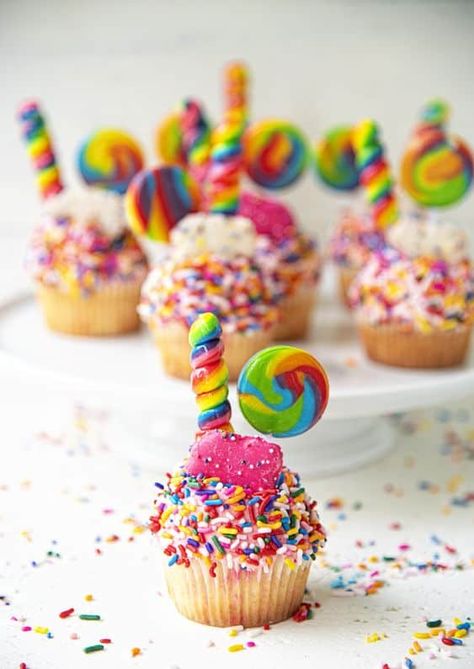 26 Candyland Birthday Party Ideas for Kids - Lady Celebrations Candyland Birthday Cupcakes, Candyland Cupcakes, Candyland Birthday Party Ideas, Lollipop Centerpiece, Candyland Birthday Party, Party Planning 101, Easy Party Desserts, Magical Theme, Neon Birthday Party