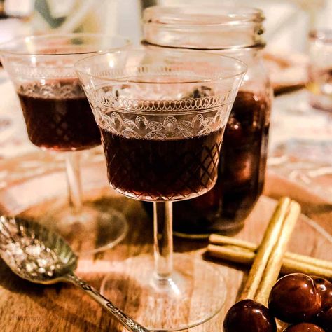 Classic Hot Toddy Recipe, Brandy Recipe, Toddy Recipe, Hot Toddies Recipe, Polish Christmas, Pudding Shots, Cherry Brandy, Cherry Liqueur, Baby Shower Diaper Cake