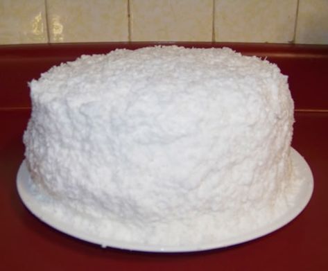 Vestal Goodman's Coconut Cake Vestal Goodman, Crumb Cake Recipe, Coconut Cake Recipe, Shortcake Recipe, Dessert Gifts, Southern Gospel, Cheese Potatoes, Icebox Cake, New Cake