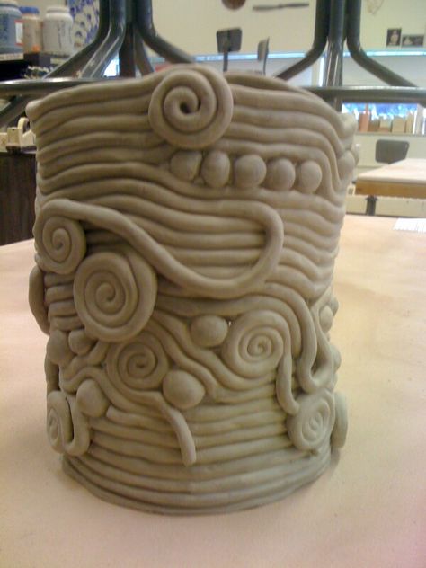 Coil Vase Ceramics Ideas, Coil Lantern, Coil Pot Ceramics, Coil Pots Ideas Creative, Coil Clay Projects, Ceramic Coil Pots, Coil Pots Ideas, Ceramics Coil, Coil Ceramics