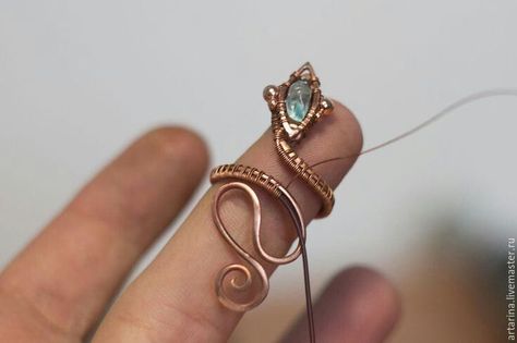 Wire Snake, Wire Jewelry Rings, Types Of Jewelry, Rings Ideas, Wire Wrapped Jewelry Tutorials, Bijoux Fil Aluminium, Wire Jewelry Tutorial, Wire Jewelry Designs, Wire Wrapped Ring