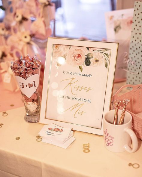 Bridal Shower Game Table Ideas, Bridal Shower Entry Table Ideas, Bridal Shower Sign In Table, Bridal Shower Welcome Table Ideas, Bridal Shower Sweets Table, Bridal Shower Gift Table Decorations, Bridal Shower Entrance Table, Bridal Shower Place Cards Ideas, Floral Bridal Shower Table Decor