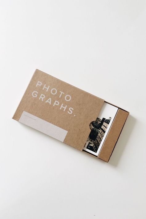 Photo Packaging Ideas Photographers, Photographer Packaging, Photo Packaging, Artifact Uprising, Buch Design, 카드 디자인, Photo Packages, Cadeau Photo, Photography Packaging