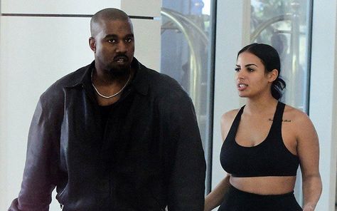 Kanye West Makes Romance With New Muse Chaney Jones Instagram Official Kanye West Crazy, Kim Kanye Running, Kim Kardashian Look Alike, Chaney Jones, Kim And Kanye Running Down Hallway, Kanye West White Lives, Black Heart Emoji, Kanye West Documentary, Bal Harbour