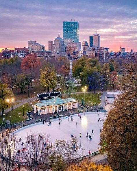 Boston Christmas Aesthetic, Boston In The Winter, Boston Massachusetts Winter, Boston February, Boston Vibes, Boston Harvard, Winter Boston, Northern Attitude, Boston Christmas