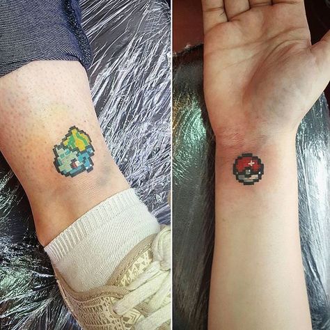 Pixel Pokemon Tattoo, Pokeball Tattoo Design, Pokeball Tattoo, Geek Tattoos, Pixel Tattoo, Gamer Tattoos, Nerd Tattoo, Couple Tattoos Unique, Couples Tattoo Designs