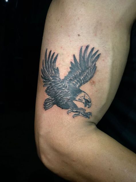 Eagle Tattoo Bicep, Tattoo On Biceps Men, Eagle Bicep Tattoo, Eagle Tattoo Men, Mens Instagram, Thai Tattoos, Rare Tattoos, Bicep Tattoo Men, Chest Tattoo Ideas