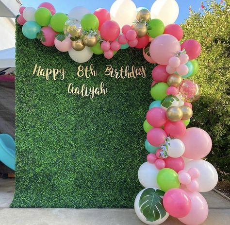 Grass Wall Backdrop With Balloons, Purple Christmas Lights, Moana Party Decorations, Flamingo Balloons, Happy 8th Birthday, Tropical Birthday Party, Traditional Wedding Decor, Wedding Backdrop Design, Tropical Birthday