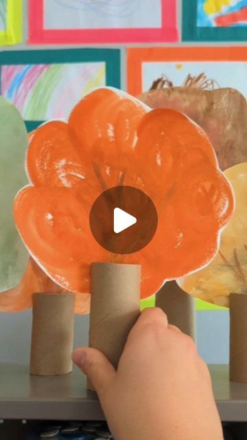 Preschool Tree Art, Fall Leaves Activities, Cardboard Tube Crafts, Leaves Changing Color, Tree Top, Tree Shapes, Tree Tops, Cardboard Tube, Cardboard Crafts