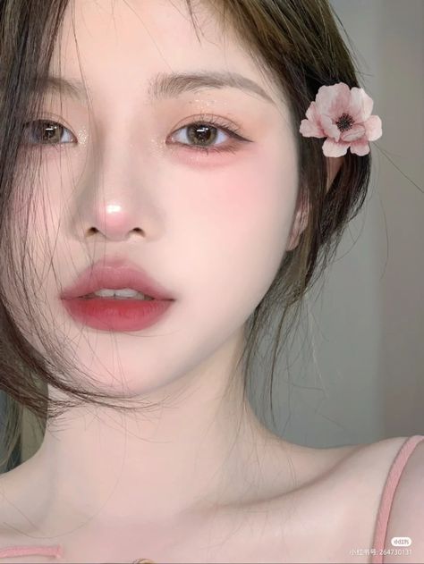 Makeup Ala Korea, Makeup Asia, Makeup Ulzzang, Makeup Layout, Korean Makeup Look, Korea Makeup, Soft Makeup Looks, Doll Eye Makeup, Korean Eye Makeup