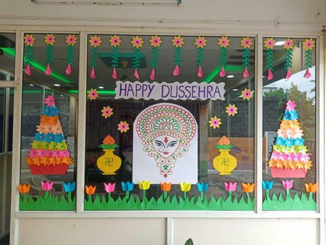 Navratri School Decoration, Navratri Decoration, Diy Summer Decor, Earth Day Projects, School Decoration, School Board Decoration, Diy Summer, Beautiful Art Pictures, Board Decoration