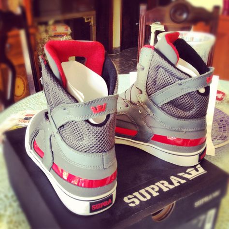 Supra Skytop, Supra Shoes, Fancy Stuff, All Nike Shoes, Coconut Rice, Shoe Design, Gaming Decor, Man Style, Puma Fierce Sneaker