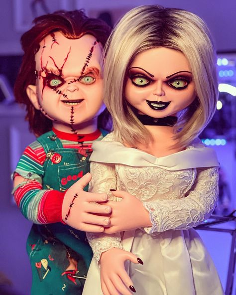 Scary Chucky, Chucky Pfp, Chucky Tiffany, Chucky Doll, Bride Of Chucky, Halloween Costumes, Dolls, Halloween