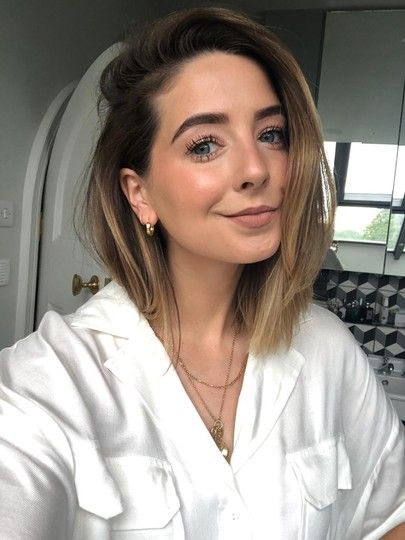 Zoe Sugg Hair Short, Zoe Sugg Hair, Zoella Makeup, Californian Hair, Lorde Hair, Zoella Hair, Zoe Sugg, Brunette Balayage, Chic Hair