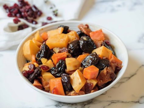 Stovetop Tzimmes - Traditional Jewish tzimmes with yams, sweet potatoes and more. Perfect for Rosh Hashanah, Passover, or any festive occasion. | ToriAvey.com #tzimmes #rootvegetables #roshhashanah #passover #jewishholidays #easyrecipe #simplerecipe #rootvegetables #stovetoprecipe #highholidays #sukkot #hanukkah #TorisKitchen Tzimmes Recipe, Rosh Hashana Recipes, Rosh Hashanah Recipes, Jewish Holiday Recipes, Jewish Cuisine, Hanukkah Food, Carne Guisada, Colorful Dishes, Rosh Hashana