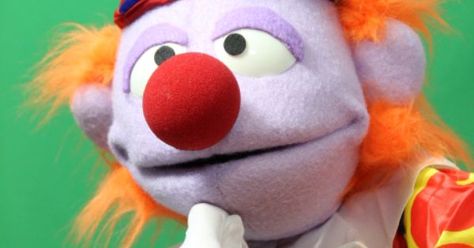 Bobo The Clown - Pro - Bobo The Clown - Professional Puppet --- #Theaterkompass #Theater #Theatre #Puppen #Marionette #Handpuppen #Stockpuppen #Puppenspieler #Puppenspiel Muppet Oc Art, Muppet Oc, Puppet Clown, Clown Puppet, Mothers Day Crafts Preschool, Puppet Design, Professional Puppets, Puppet Tutorial, Plushies Diy