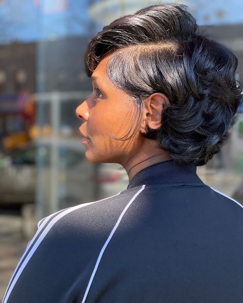 Natural Hair Bob, Finger Waves Short Hair, Make 6 Figures, Pressed Natural Hair, Short Hair Black, Short Hair Pixie Cuts, Short Sassy Hair, 6 Figures, Sassy Hair