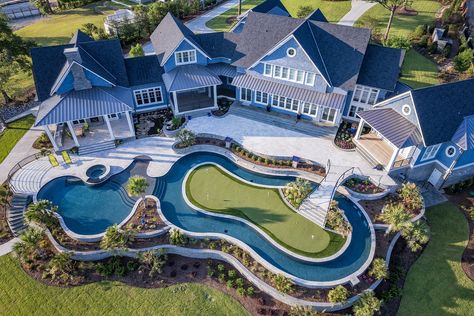 Catalyst Architects Balmoral House, Backyard Lazy River, Backyard Pool House, Beautiful Mansions, Dream Backyard Pool, Barn House Design, Nice Homes, Dream Mansion, Lazy River