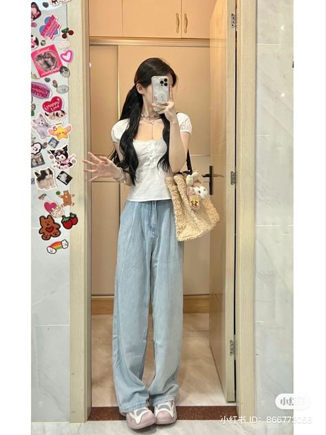 Fashion Korean Date Outfit, Cute Outfits Korean, Douyin Fashion, Female Clothes Outfits, Date Outfits, Mini Fashion, Girl Icons, Cute Fits, Korean Fashion