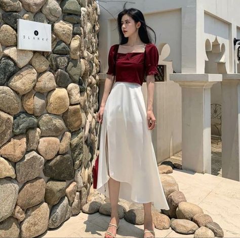 Vietnam Clothes, Girls Jeans Fashion, Korean Fashion Women Dresses, New Style Tops, White Long Skirt, Red And White Dress, Elegant Outfit Classy, Korean Fashion Dress, Classy Dress Outfits