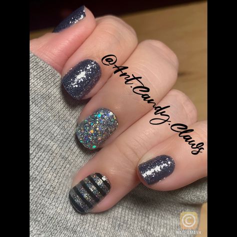 Moon River Color Street Combo, Color Street Light Year, River Nails, Diy Selfcare, Mixed Mani Ideas, Colorstreet Nail Ideas, Color Street Tips, Color Street Mixed Mani, Colorstreet Combos