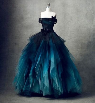 Gaun Abad Pertengahan, 파티 드레스, Fantasy Dresses, Cute Prom Dresses, Fantasy Gowns, Pretty Prom Dresses, Fairytale Dress, Fantasy Dress, Gorgeous Gowns