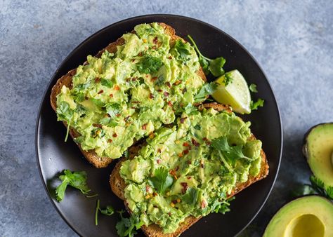 Avocado toast is a solid breakfast choice not just because it's delicious, but also because it takes no time to prepare. Throw a fried egg on top for some protein. Get the recipe here. 5 Minute Snacks, Avocado Toast Recipe, Avocado Breakfast, Stuffed Avocado Healthy, Breakfast Snacks, Toast Recipes, Quick Snacks, Healthy Ingredient, Easy Snacks