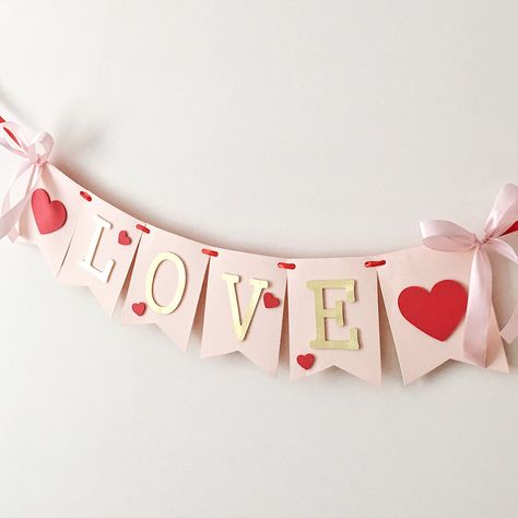 Valentines Party Decorations, Valentines Garland, Valentines Day Banner, Saint Valentin Diy, Valentines Bricolage, Love Banner, Baby Shower Garland, Valentines Party Decor, Valentines Baby Shower