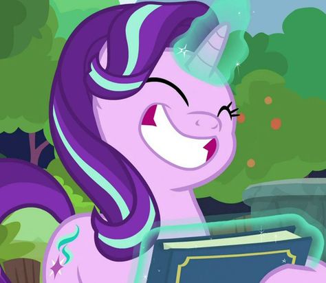 Starlight Glimmer Icon, Starlight Glimmer, Mlp Comics, Equestria Girl, Big Balloons, Mlp Pony, My Little Pony Pictures, Mlp My Little Pony, Badge Design