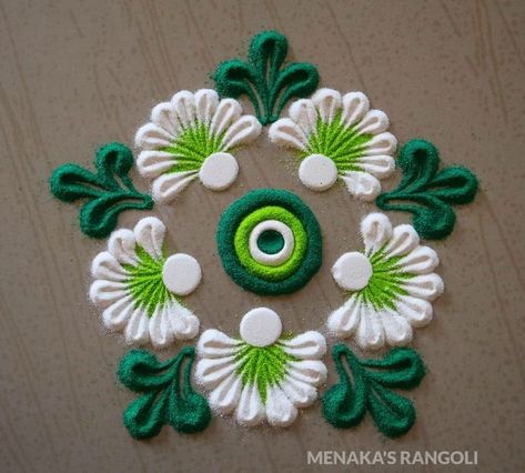 Simple Flower Rangoli, Creative Rangoli, Traditional Rangoli, Design Rangoli, Easy Rangoli Designs Videos, Border Rangoli, Very Easy Rangoli Designs, Rangoli Designs Photos, Rangoli Designs Simple Diwali