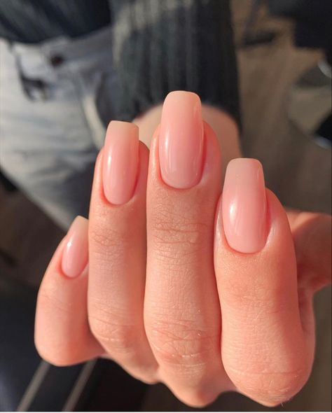 Squoval Nails French, Elegant Nude Nails, Clip In Hair Extensions Styles, 22 Inch Hair, Squoval Acrylic Nails, Round Square Nails, Hair Extensions Styles, 22 Inch Hair Extensions, Extensions For Short Hair