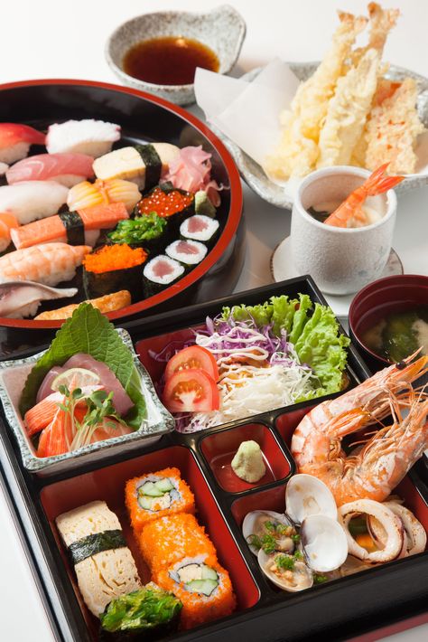 Seafood Bento, Sushi Set, Cafe Menu, Tempura, Japanese Food, Cobb Salad, Food Lover, A Food, Food Photography