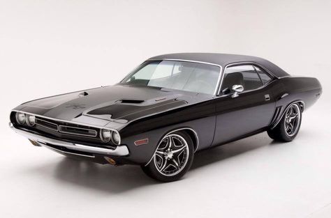 1968 Dodge Challenger R/T Challenger Rt, 1969 Dodge Charger, Old Muscle Cars, Cars Wallpaper, Auto Design, Best Muscle Cars, Car Photo, Dodge Trucks, Us Cars